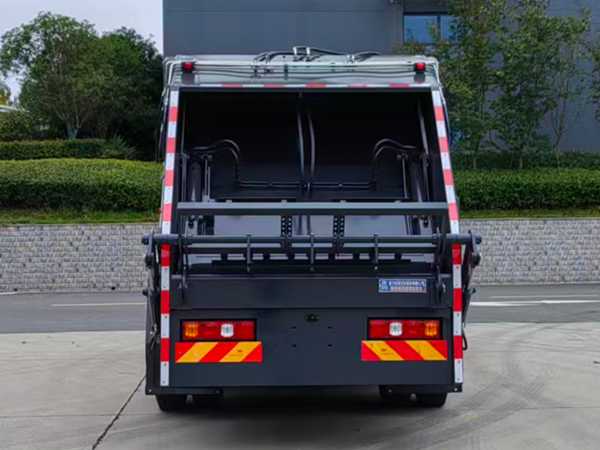 12吨纯电动压缩式垃圾车