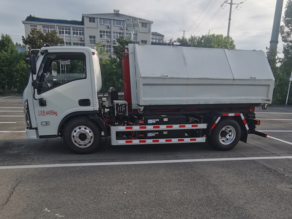 程力东风5吨纯电动车厢可卸式垃圾车
