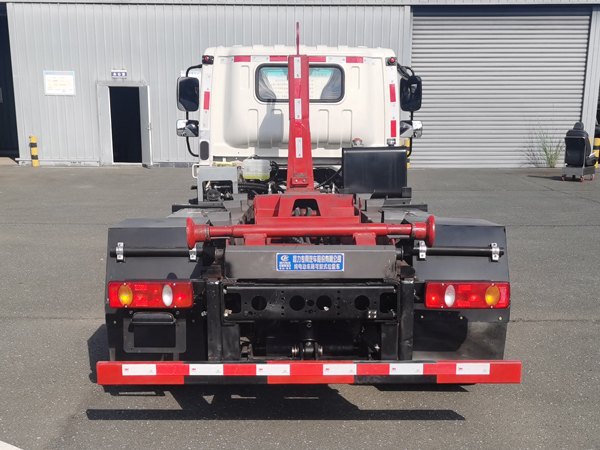 程力东风5吨纯电动车厢可卸式垃圾车