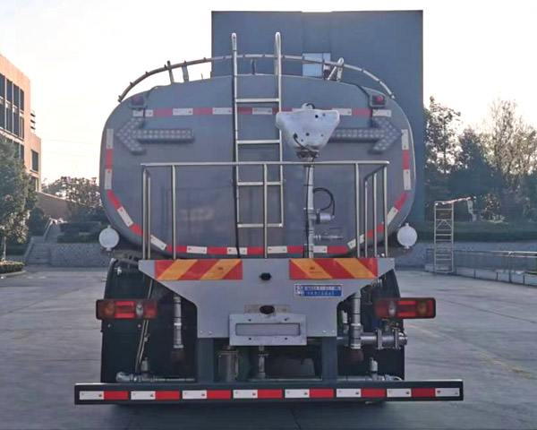 9方纯电动清洗洒水车